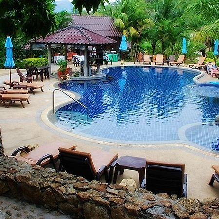 The Hill Resort Patong Exterior photo